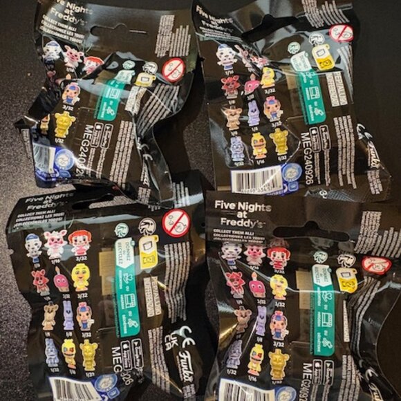 New- Set of four Funko Bitty Pop- Five Nights at Freddy's - Picture 2 of 2